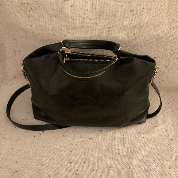 HENRI BENDEL PRE-LOVED AUTHENTIC BLACK GENUINE LEATHER GOLD DESIGN CROSSBODY BAG - Picture 3 of 8